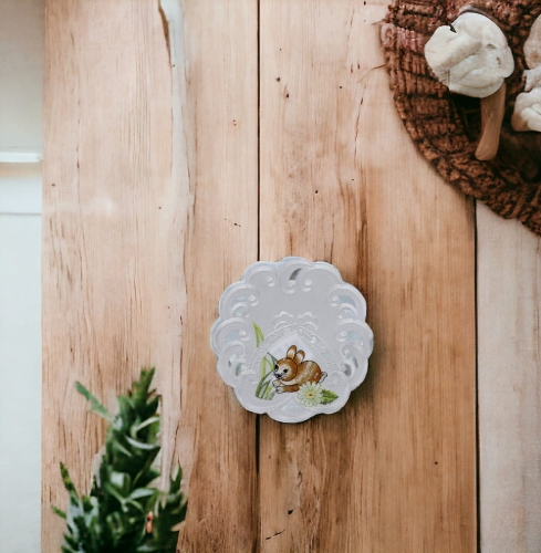 Serwetka wielkanocna na stół 20 cm króliczek(3).jpg