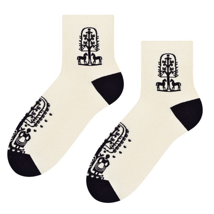 Skarpetki folkowe wzór kurpiowski1.jpg