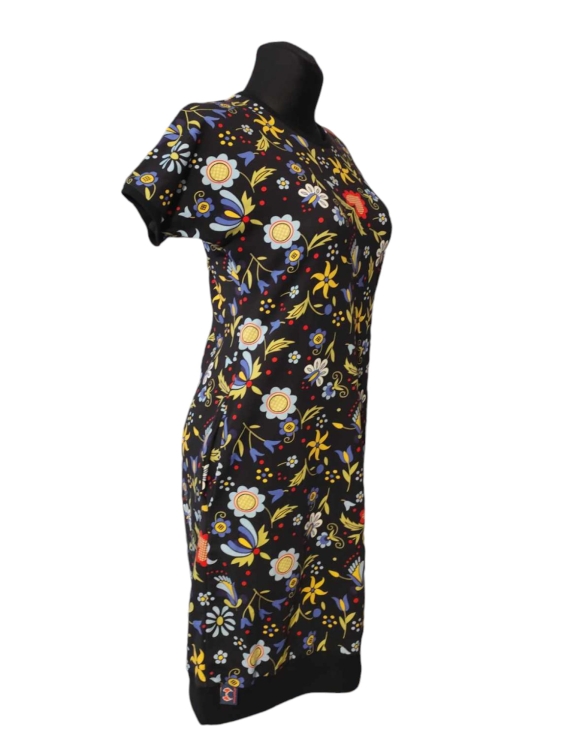 Sukienka folk kaszubska (czarna) krótki rękaw5.jpg