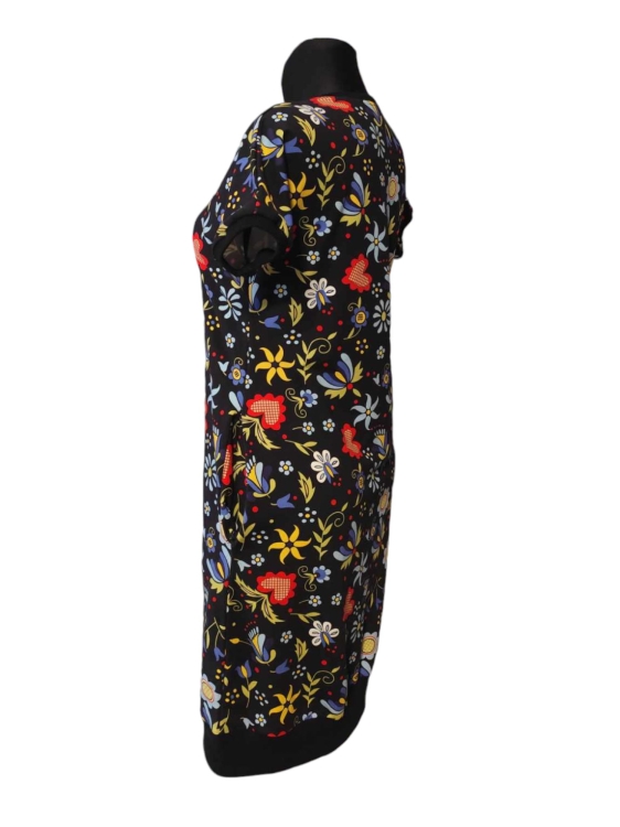 Sukienka folk kaszubska (czarna) krótki rękaw3.jpg