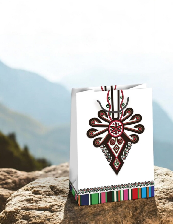 Średnia torebka ozdobna - Podhale parzenica - biała(1).jpg