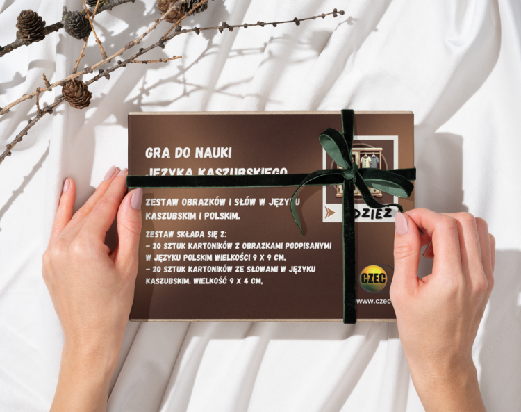 Zestaw_edukacyjny_Odzież_zestaw obrazków_słów_języku_kaszubskim.png