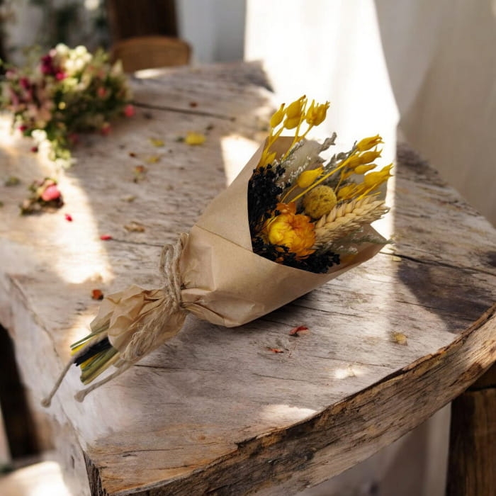 Bukiecik kwiatów suszonych Słońce i Cień