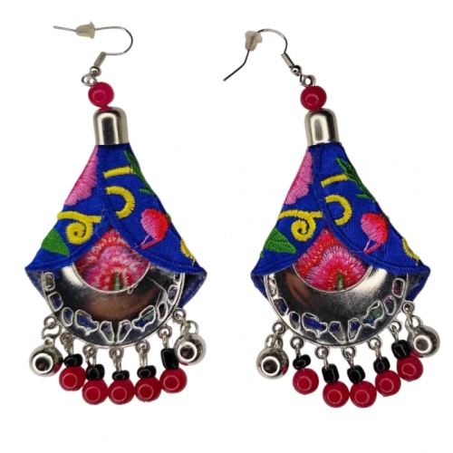 Kolczyki długie z haftem w kształcie kwiata kolorowego koraliki