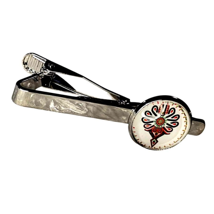 Folkowa spinka do krawata z motywem parzenicy, długość 5,5 cm, stal nierdzewna, medalion 1,7 cm, rękodzieło z Polski.