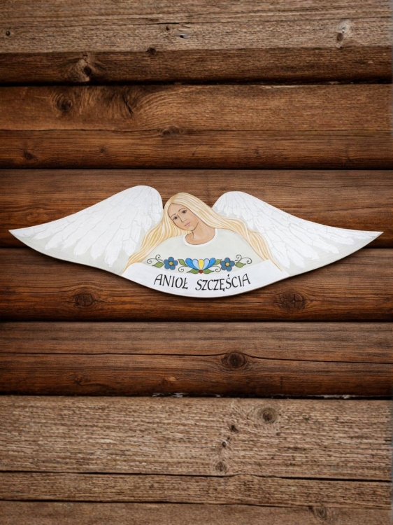Kaszubski-aniol-szczescia-recznie-malowany-na-drewnie-zdobiony-elementem-kaszubskich-haftow