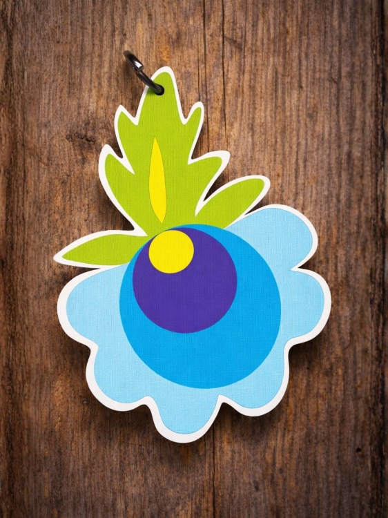 wisiorek-kaszubski-w-pudelku-prezent-drewniany-folk