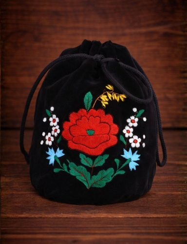 Torebka-woreczek-haft-aksamit-kociewski.jpg