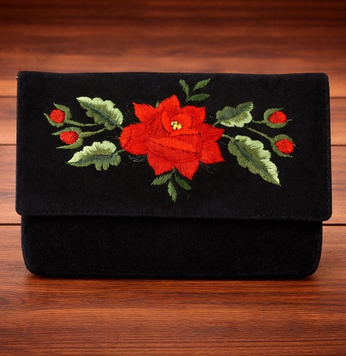 torebka-kopertowka-haftowana-ramie-aksamit-wzorem-lowickim-czerwona-roza.jpg