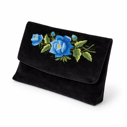 Torebka-kopertowka-haftowana-na-ramie-aksamit-ze-wzorem-lowickim-niebieska-roza1.jpg