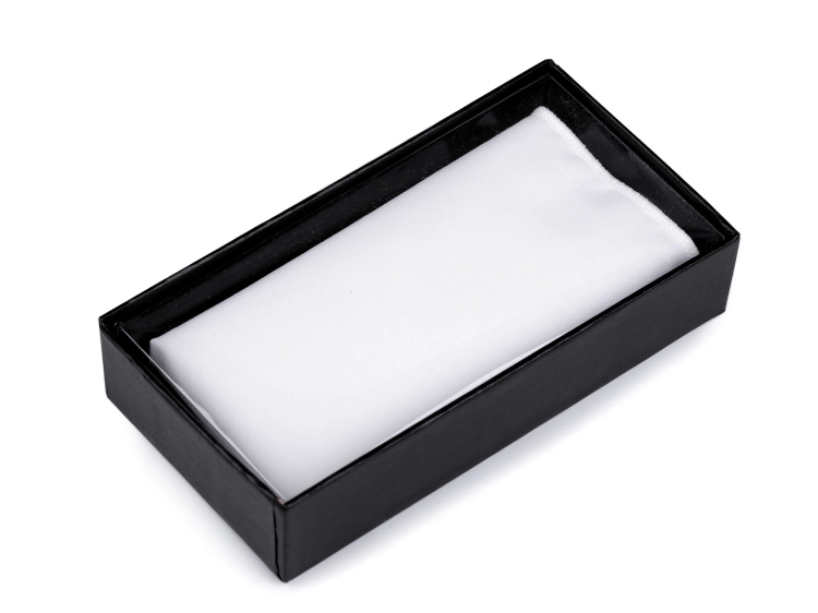poszetka-bawelniana-23-x-23-cm-w-pudelku-biala