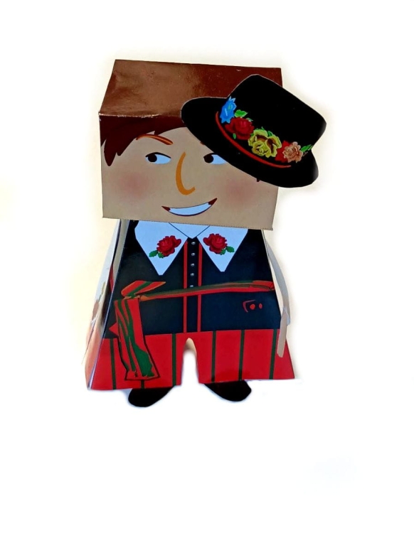 wycinanka papier-mache stroj lowicki meski3.jpg