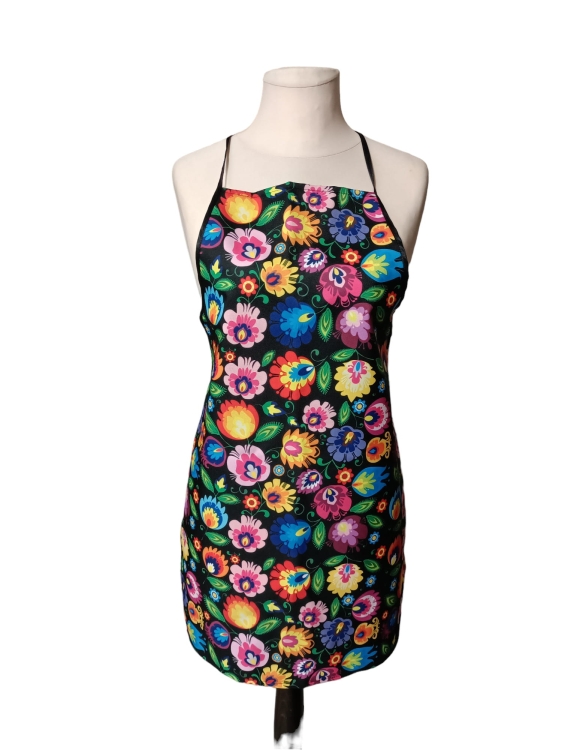 Fartuch kuchenny z motywem kwiatów łowickich, czarny2.jpg