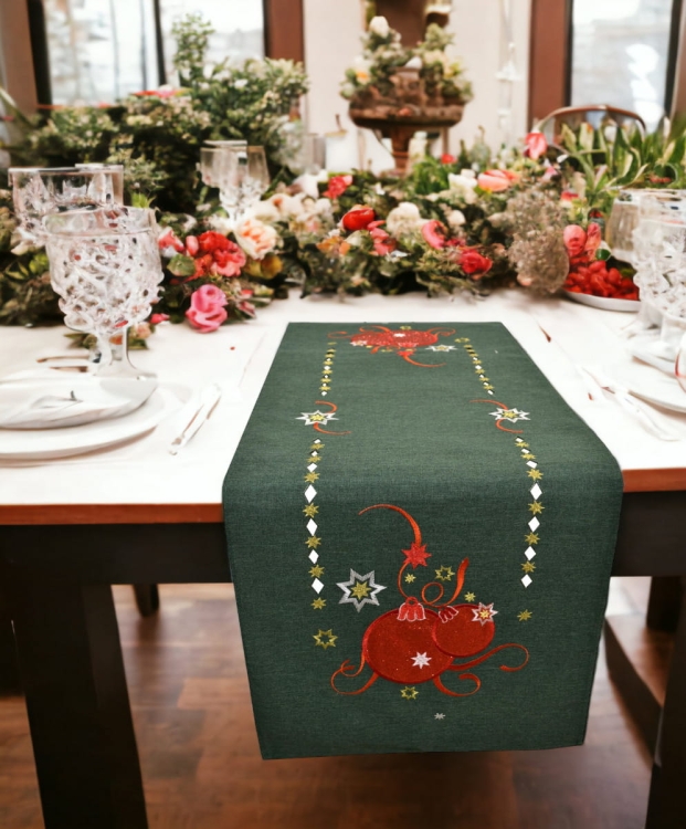 Obrus świąteczny z bombkami (zielony).jpg