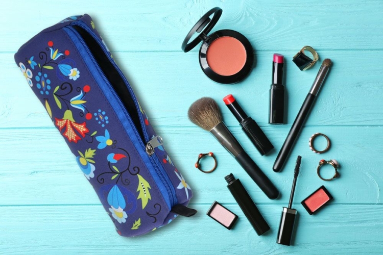 Piórnik kaszubski folk granat4.jpg